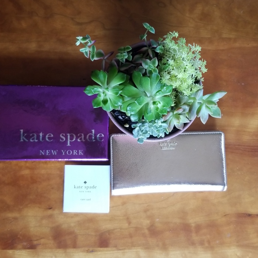 Kate Spade Highland Drive Wallet- Rose Gold